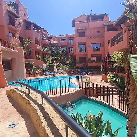Luxury Spacious Penthouse & Garage 150m To * Marbella