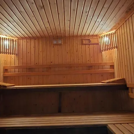 Apartamento Luxury 2-bed Elviria - Pool Sauna & Gym *